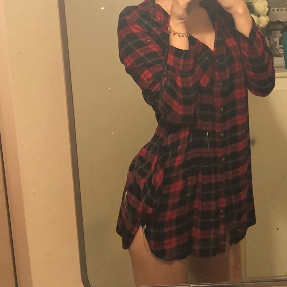 F21 FLANNEL DRESS 👗